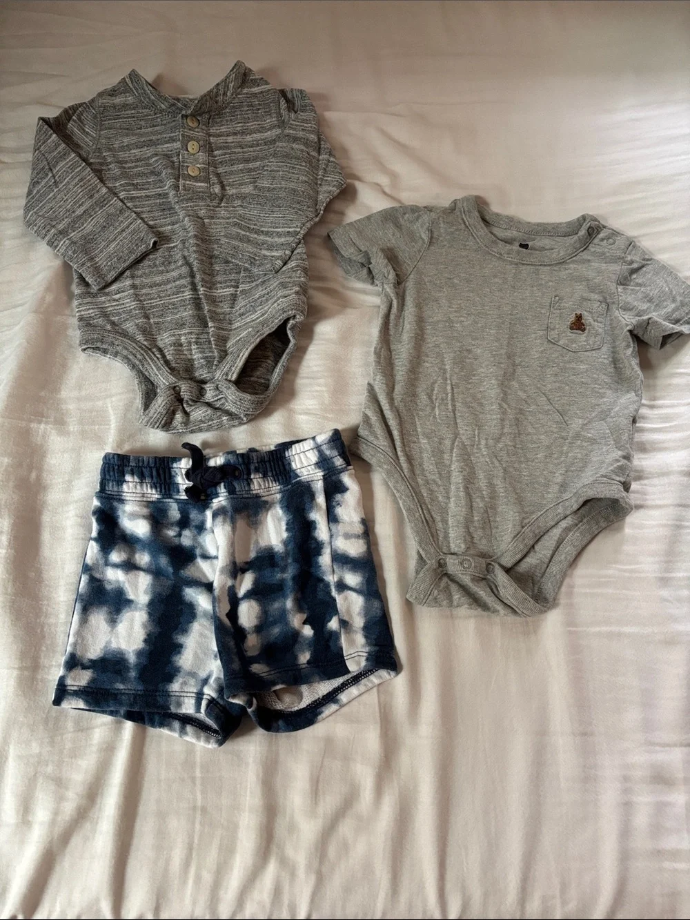 Baby Onesies, Tops, & Bottoms (6-12 Months)
